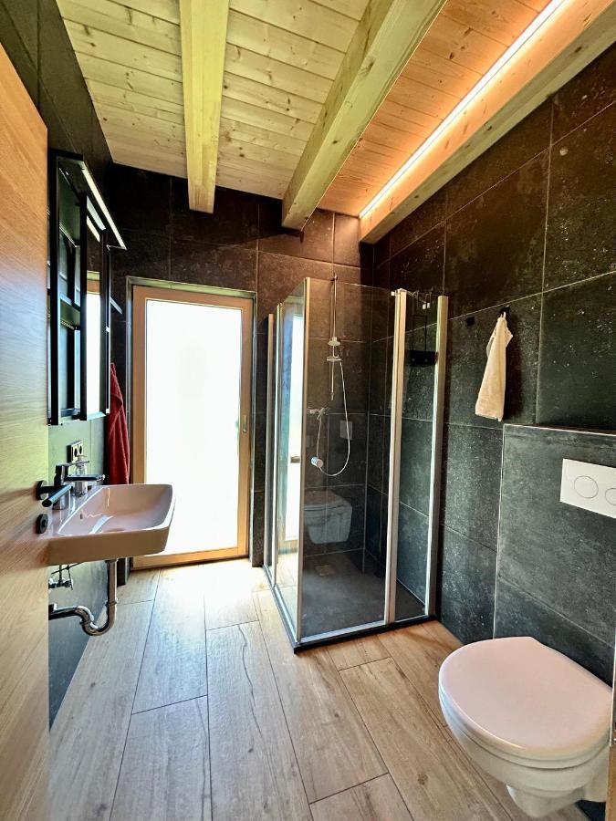 Das Gruenhaus - Dein Chalet In Grünau im Almtal المظهر الخارجي الصورة